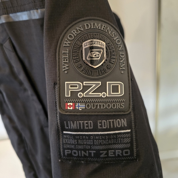 Point Zero Boys Jacket - Picture 3 of 4